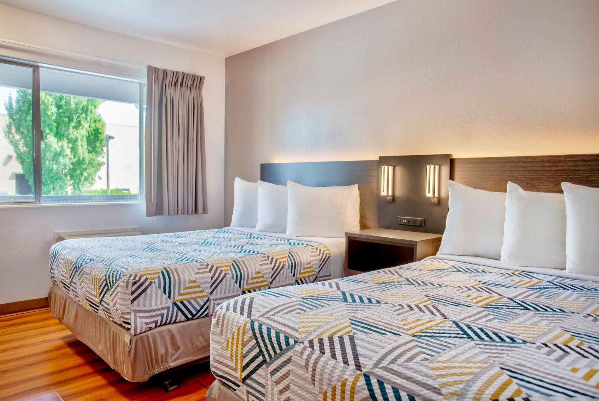 Motel 6-Salem, Or - Expo Center Luaran gambar
