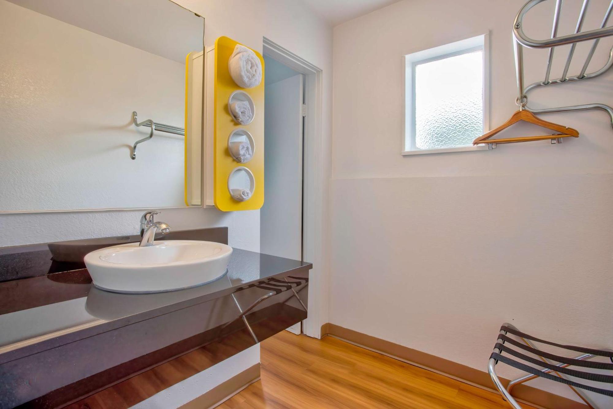 Motel 6-Salem, Or - Expo Center Luaran gambar