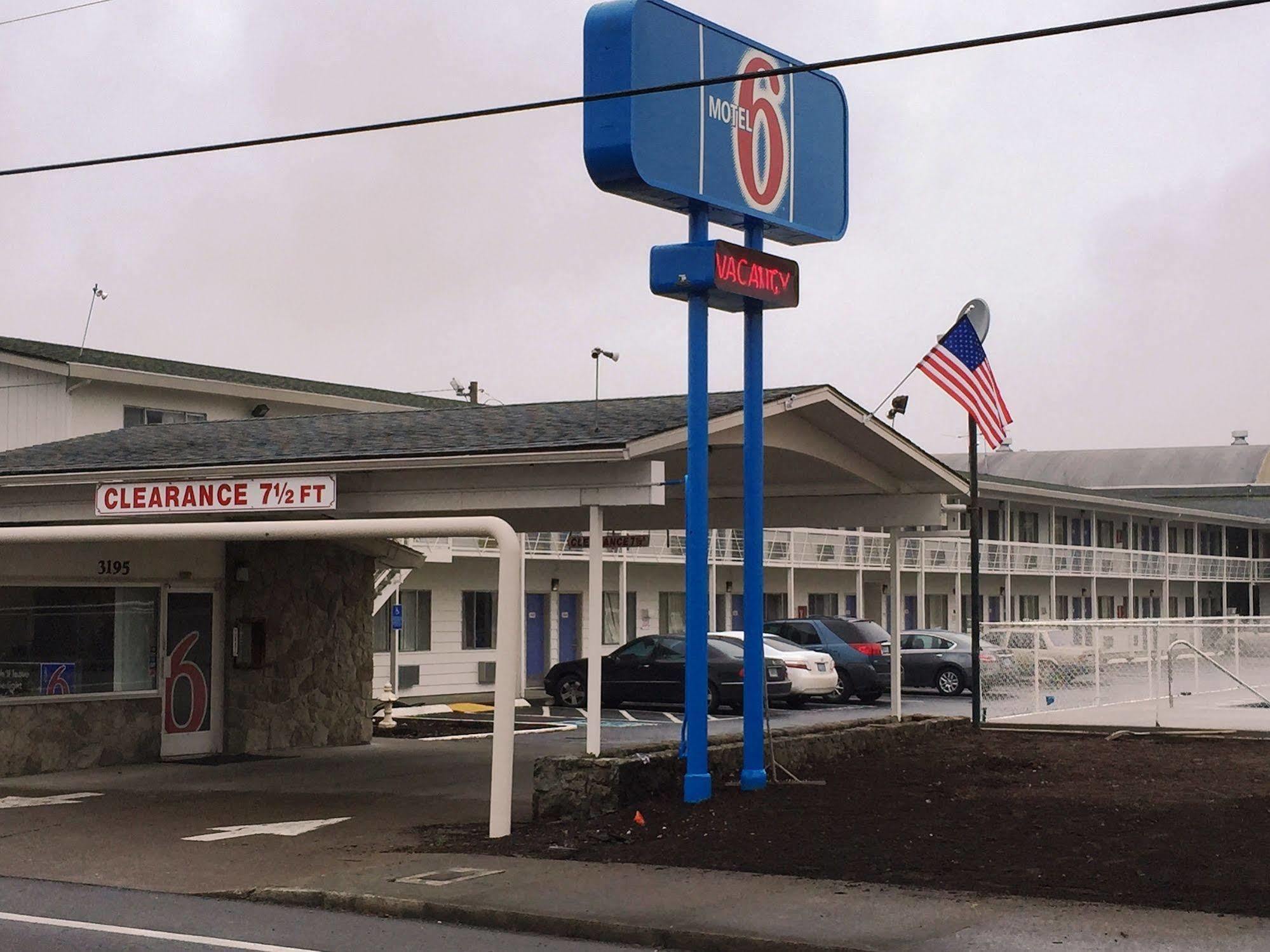 Motel 6-Salem, Or - Expo Center Luaran gambar
